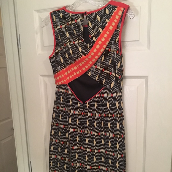 Muse Peek-A-Boo back dress - Picture 2 of 3